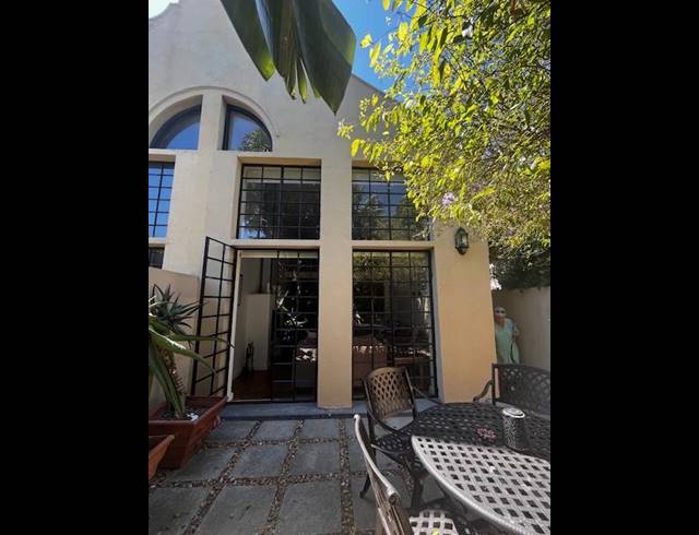 2 BEDROOM PROPERTY TO RENT IN OBSERVATORY